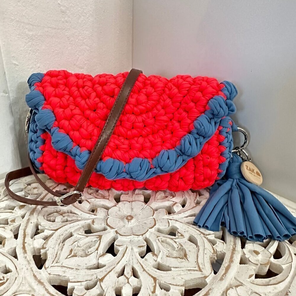Crochet barrel crossbody handbag